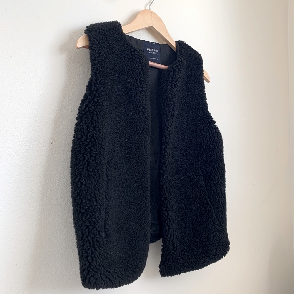 Madewell Black Sherpa Style Faux Fur Vest